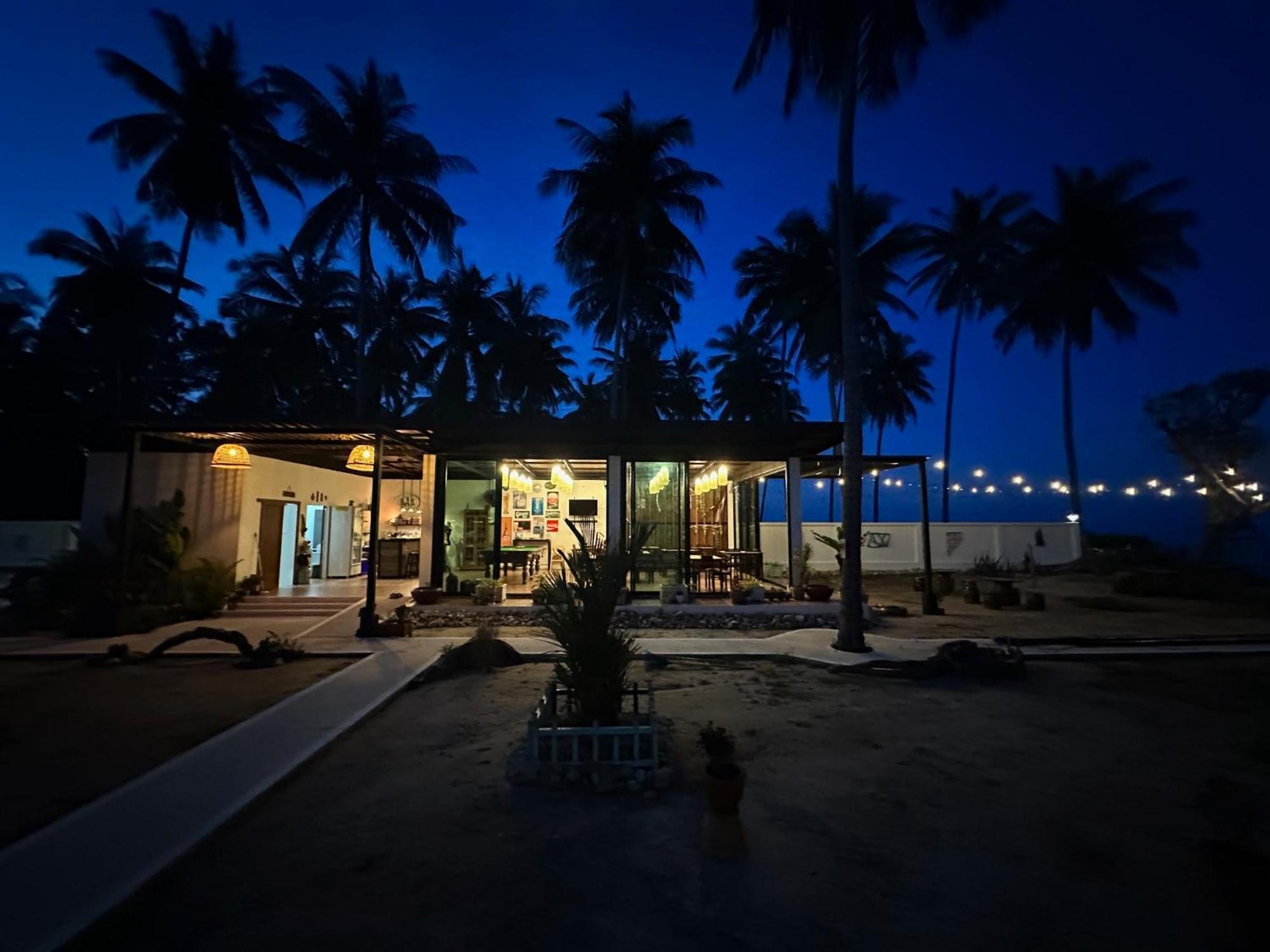 Chansi Beachresort Tha Sala Eksteriør billede